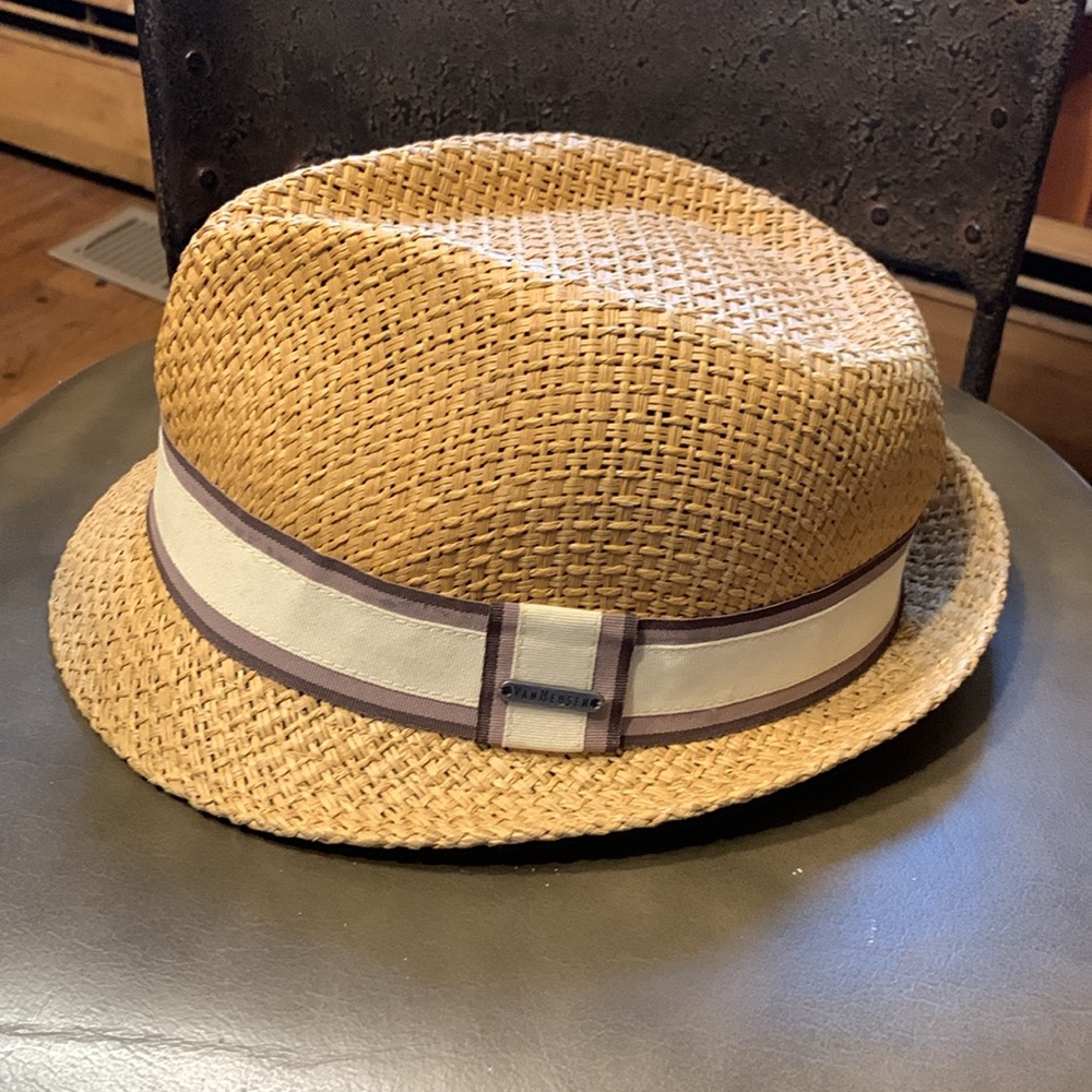 Men’s hat - Picture 2 of 4